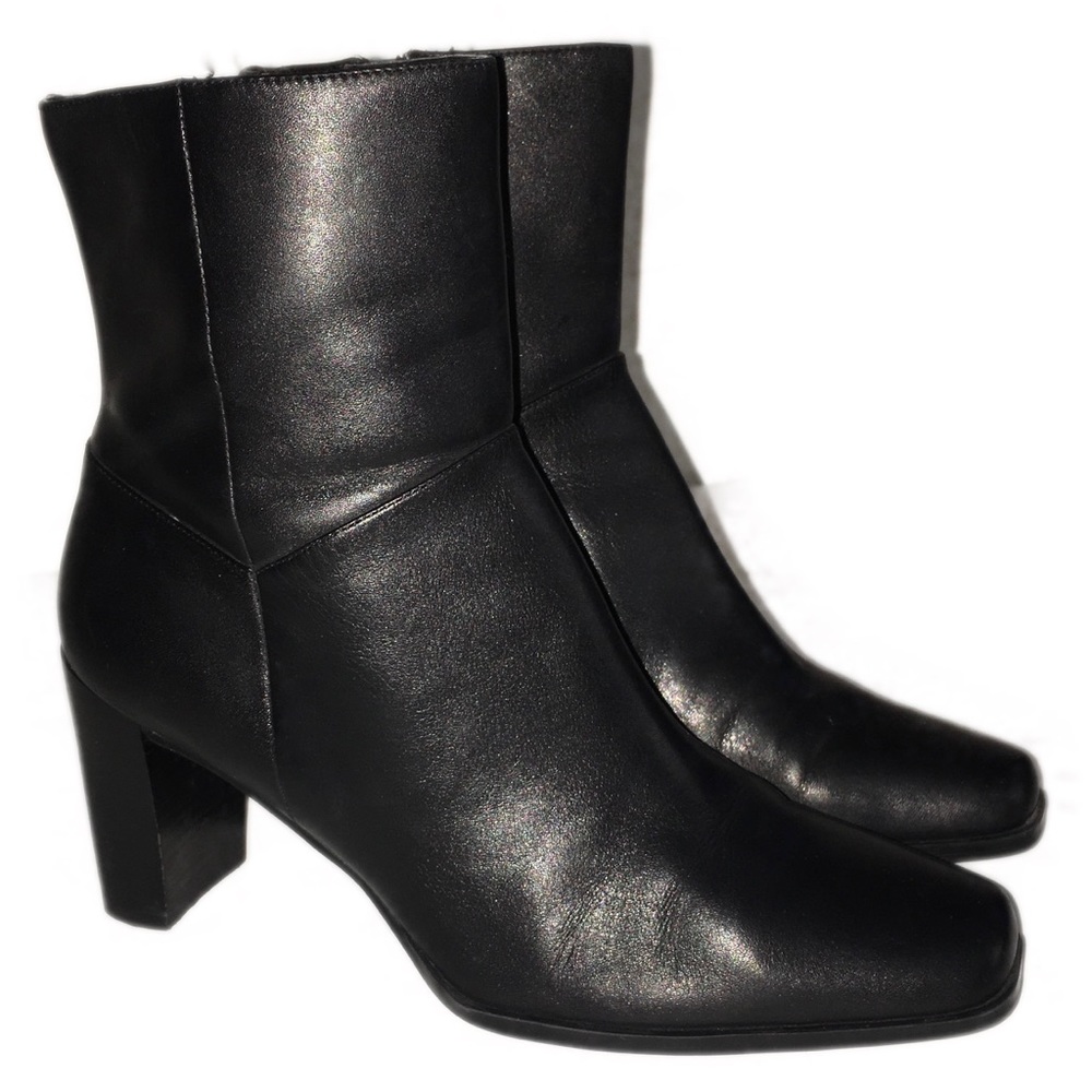 Caressa Black Leather High Heel Side Zip Bootie